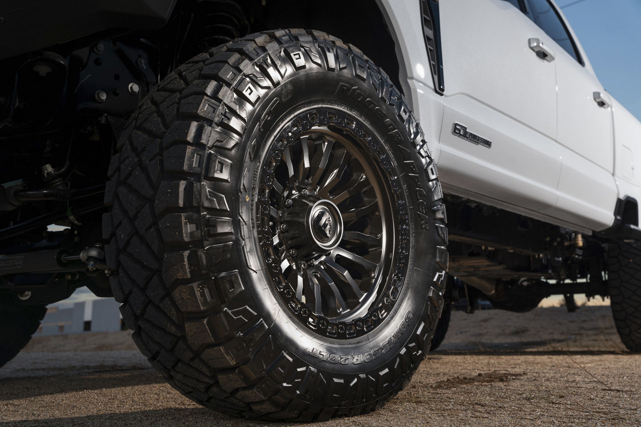 2022 Ford F250 Super Duty - Fuel RINCON - Black | Wheel Pros